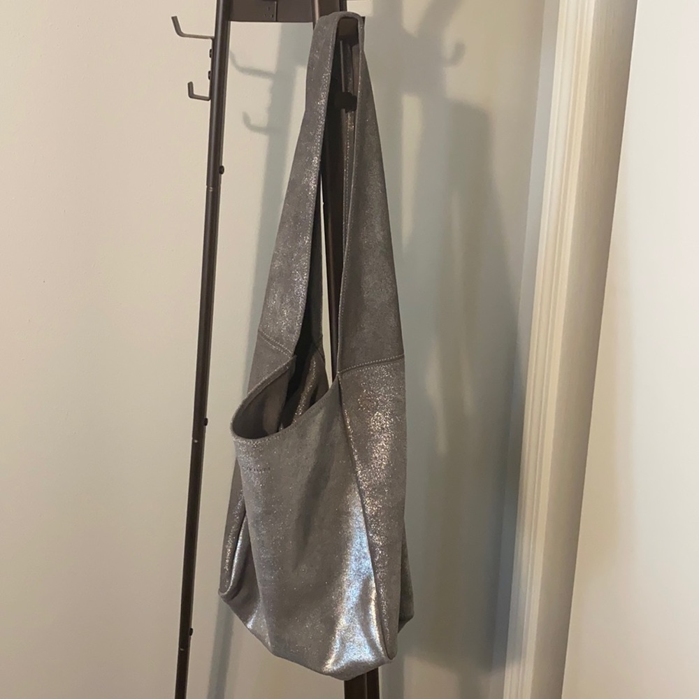 Monserrat De Lucca Leather Slouch Bag